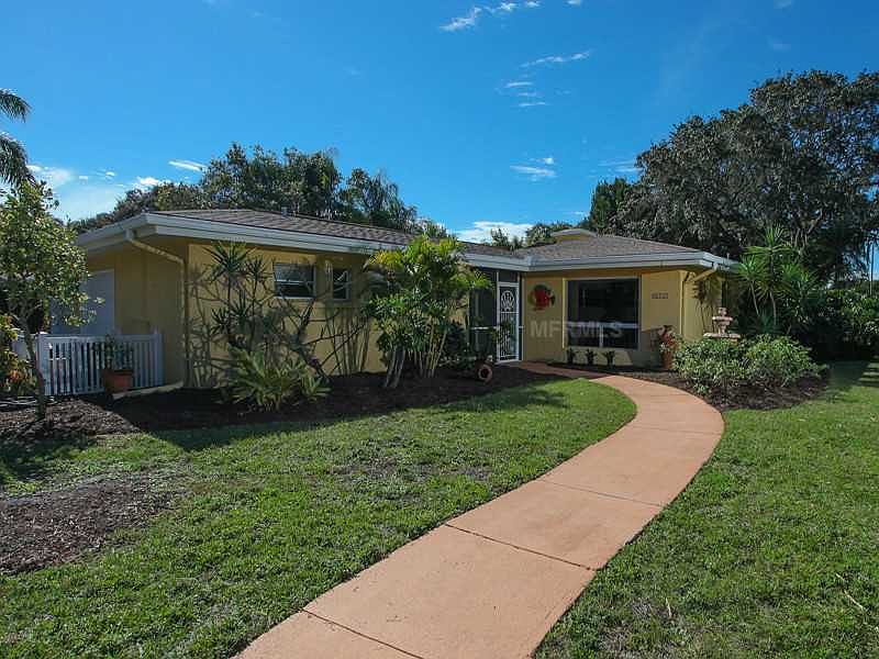 1st image of 7404 Starfish Dr