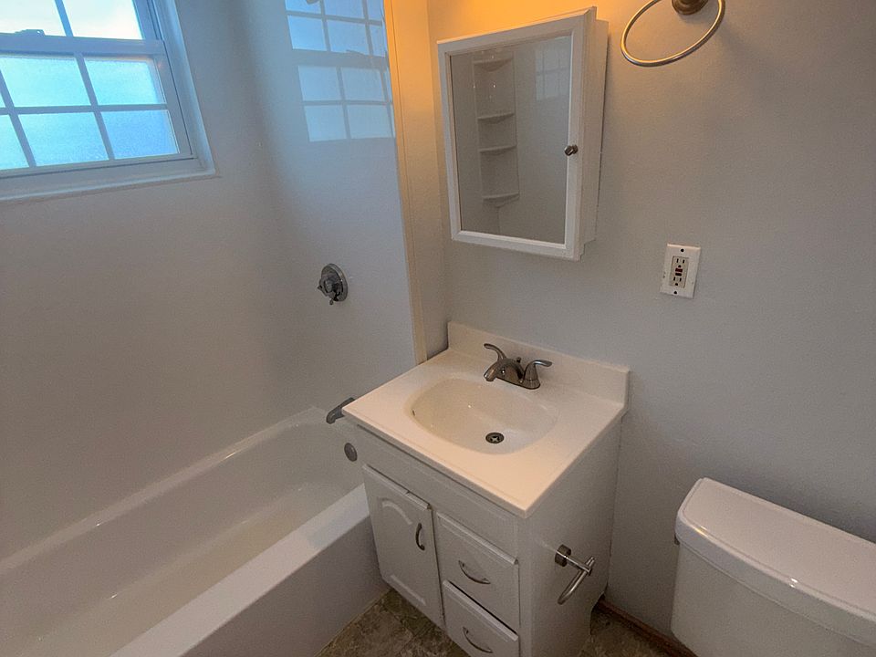1st image of 34 Hollis Ave #2