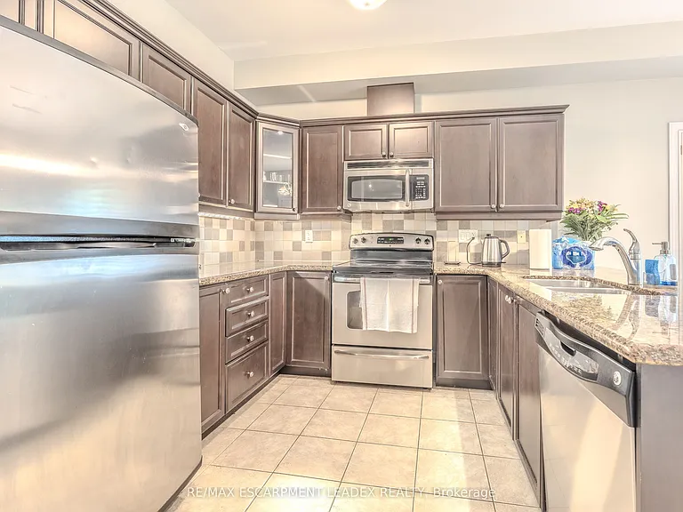 441 Stonehenge Dr #8 — Photo 11
