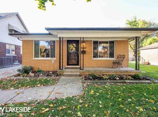 21828 Englehardt St, Saint Clair Shores, MI