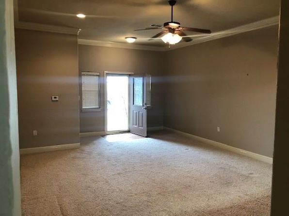 301 Emerald Way