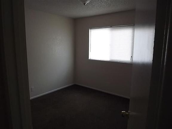 3rd image of 58780 Barron Dr APT B