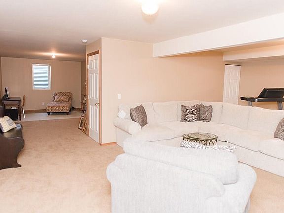 2nd image of 3723 Grecian Way