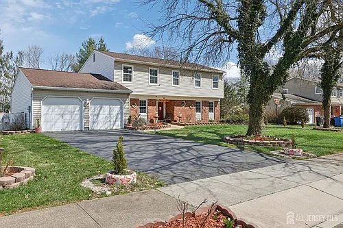 12 Mackenzie Ln Photo 1