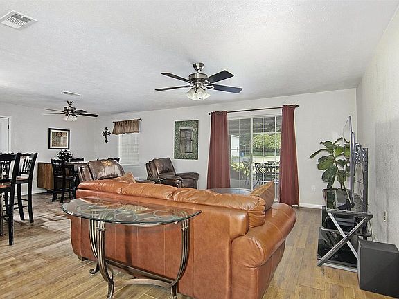 3rd image of 11303 Cherry Point Dr