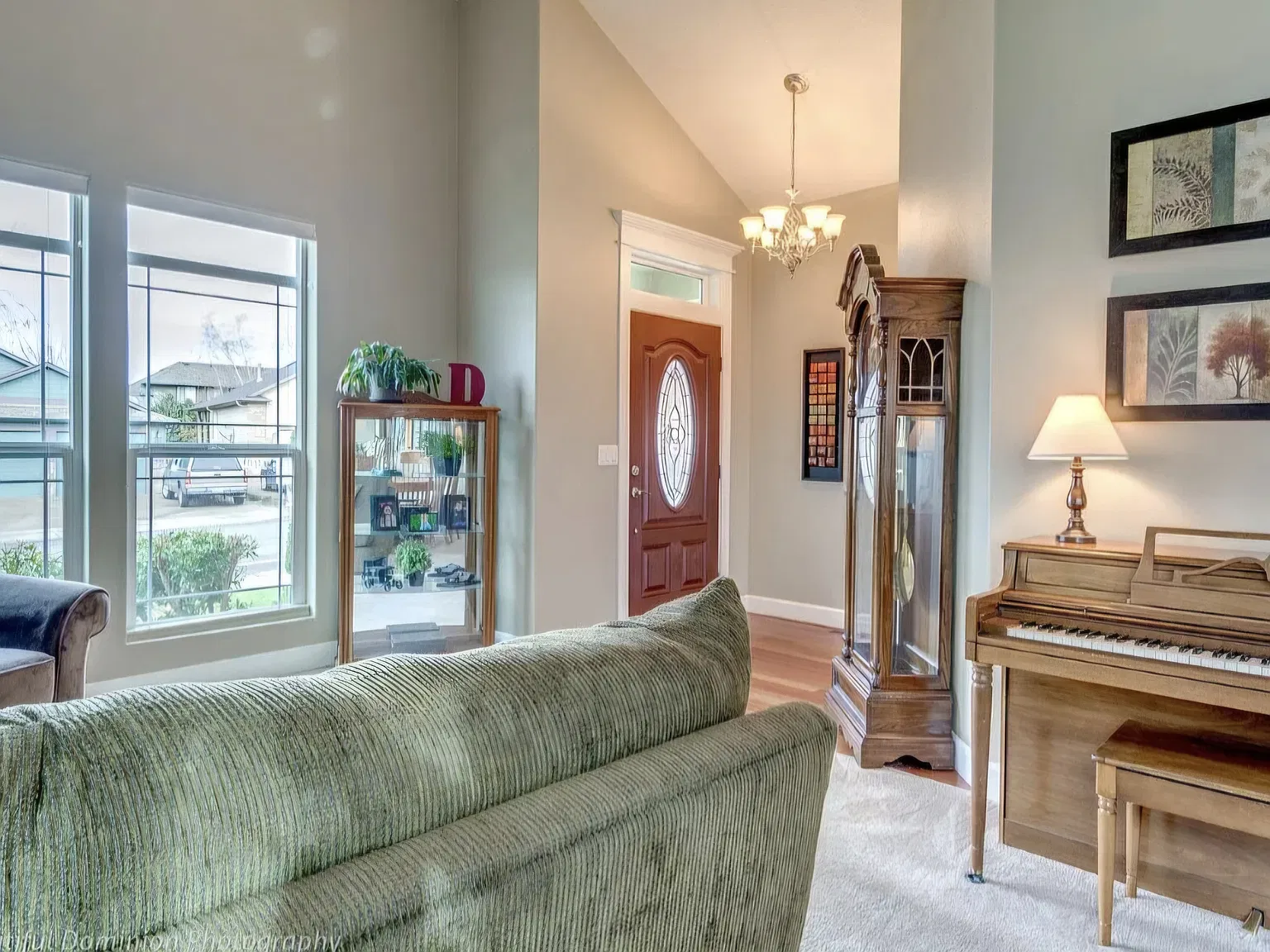 3 bed, 2.5 bath, 1951 sqft, $2,850 — Photo 4