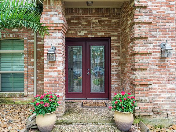 4th image of 1607 Hoveden Dr