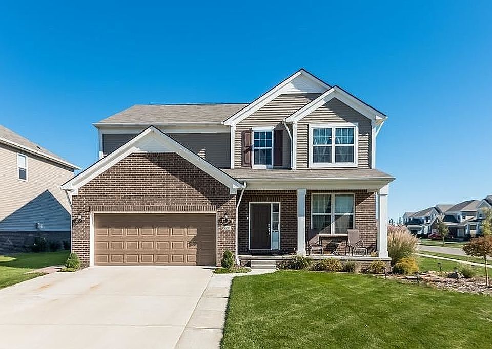 1st image of 29996 Macintosh Ln