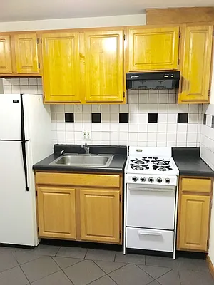 Rented by Heart Land Realty | media 28