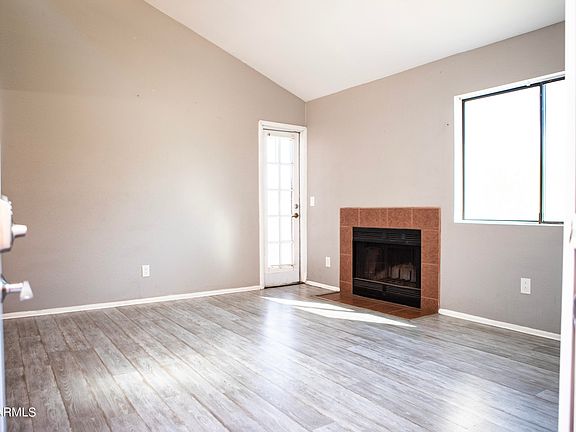 2nd image of 1075 E CHANDLER Boulevard #119
