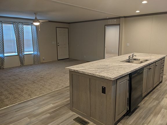 4th image of 855 W Jefferson St Lot 178