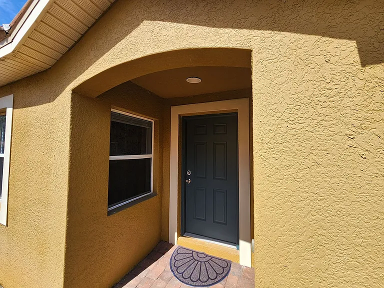 18261 Minorea Ln — Photo 3