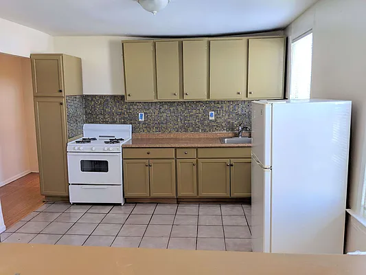 Rented by Century 21 Milestone Realty | media 13