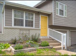 1013 N Jan Mar Dr, Olathe, KS 66061