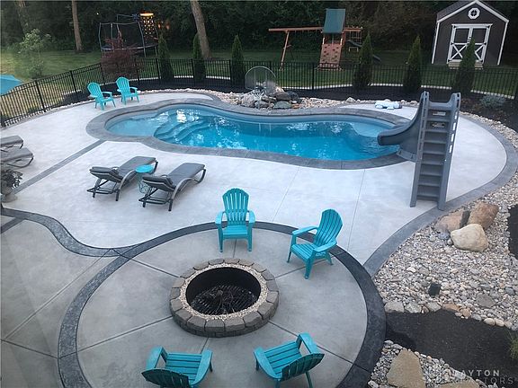 4th image of 7011 Hercules Way