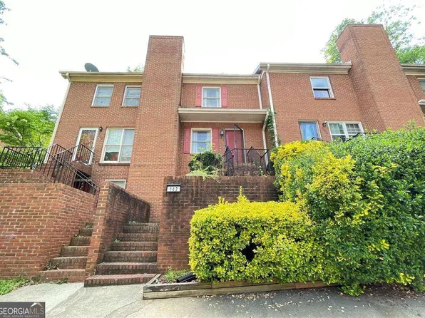 142 Davis Mill Ct, Lawrenceville, GA 30044