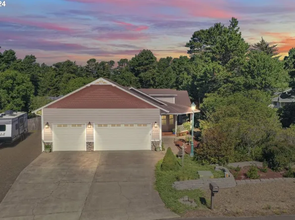 87630 Saltaire St, Florence, OR 97439