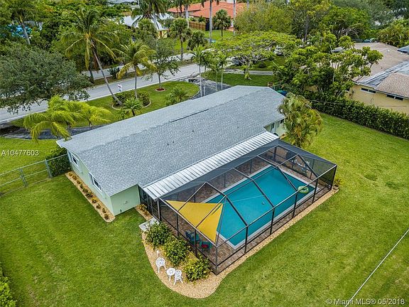 2nd image of 18445 Caribbean Blvd