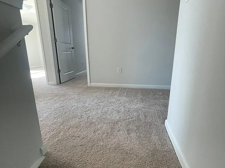136 Braxton Dr — Photo 14