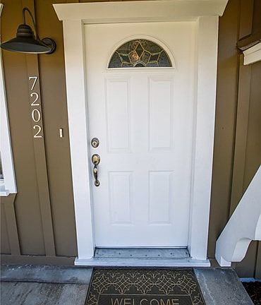 3rd image of 7202 El Viento Way