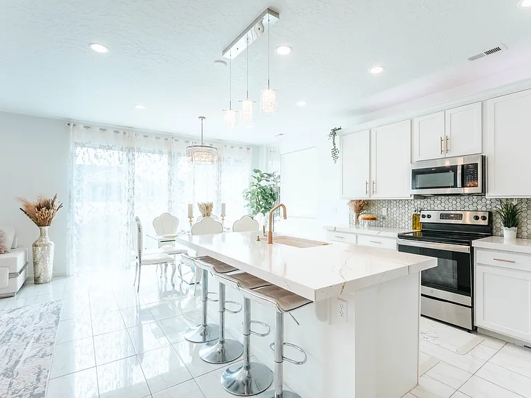 431 W Palomino Way — Photo 4