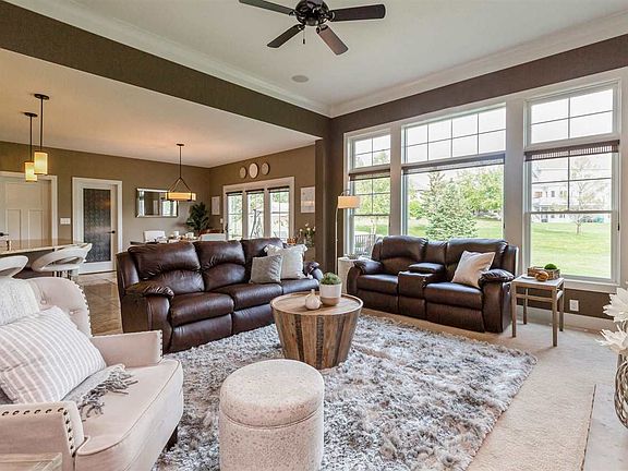 3rd image of 4128 Wynnewood Dr