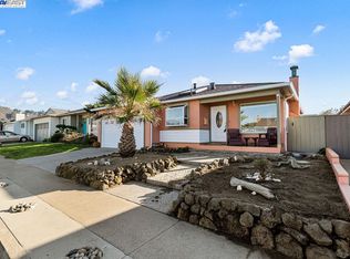 260 Shoreview Ave, Pacifica, CA 94044