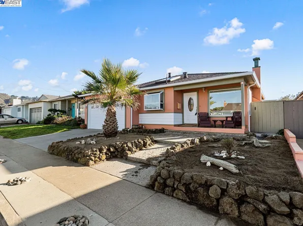 260 Shoreview Ave, Pacifica, CA 94044