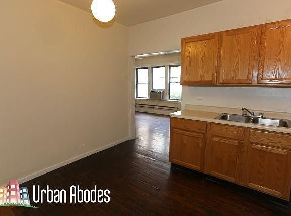 5th image of 3720 N Pine Grove Ave #Ua1w