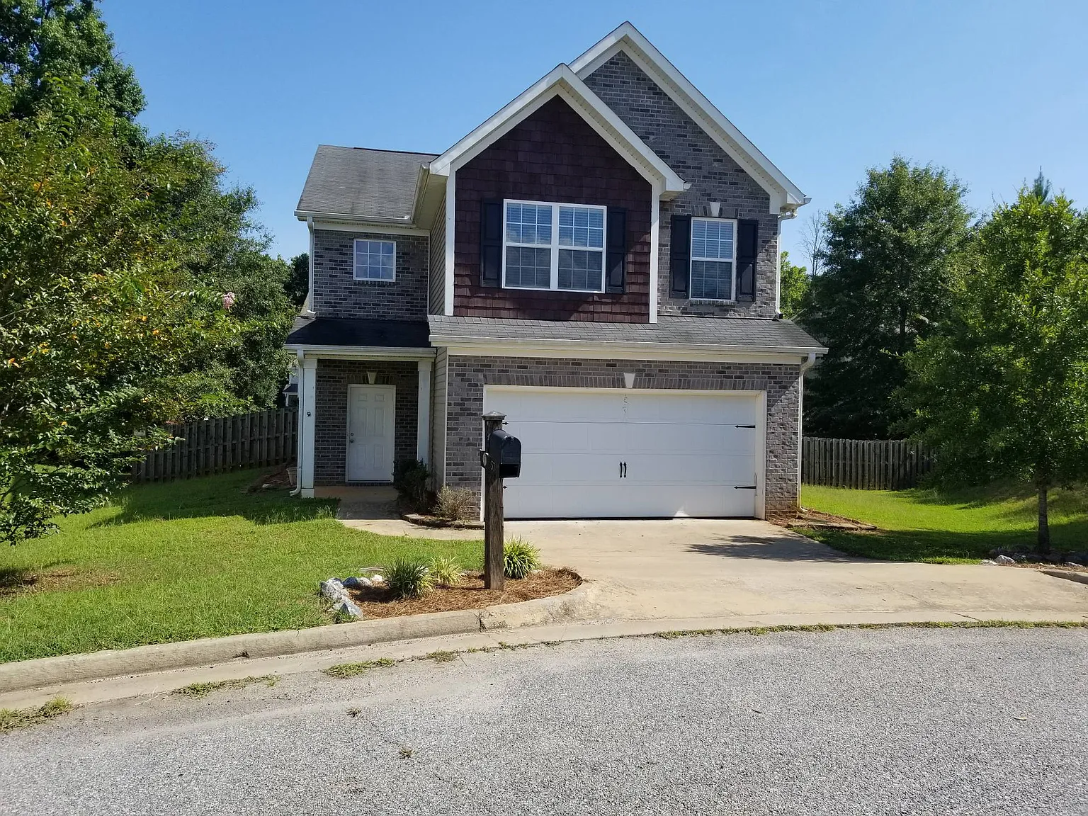 57 Fairfield Dr - 1 — Photo 2