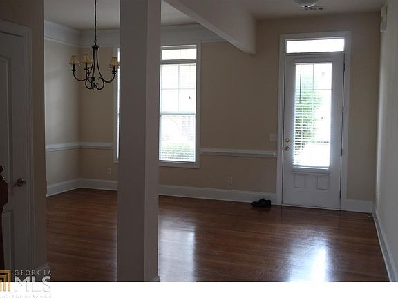2nd image of 1168 Gateview Dr