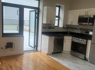 213 Stuyvesant Ave #2F, Brooklyn, NY 11221