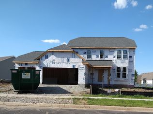 809 Belmont Dr, Watertown, WI 53094