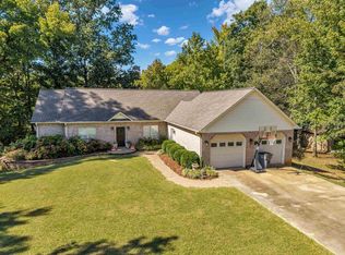 178 Reynolds Dr, Rogersville, AL 35652