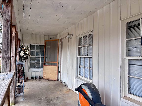 3rd image of 508 Bertig St