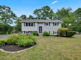 28 Yale Dr, Milford, MA 01757