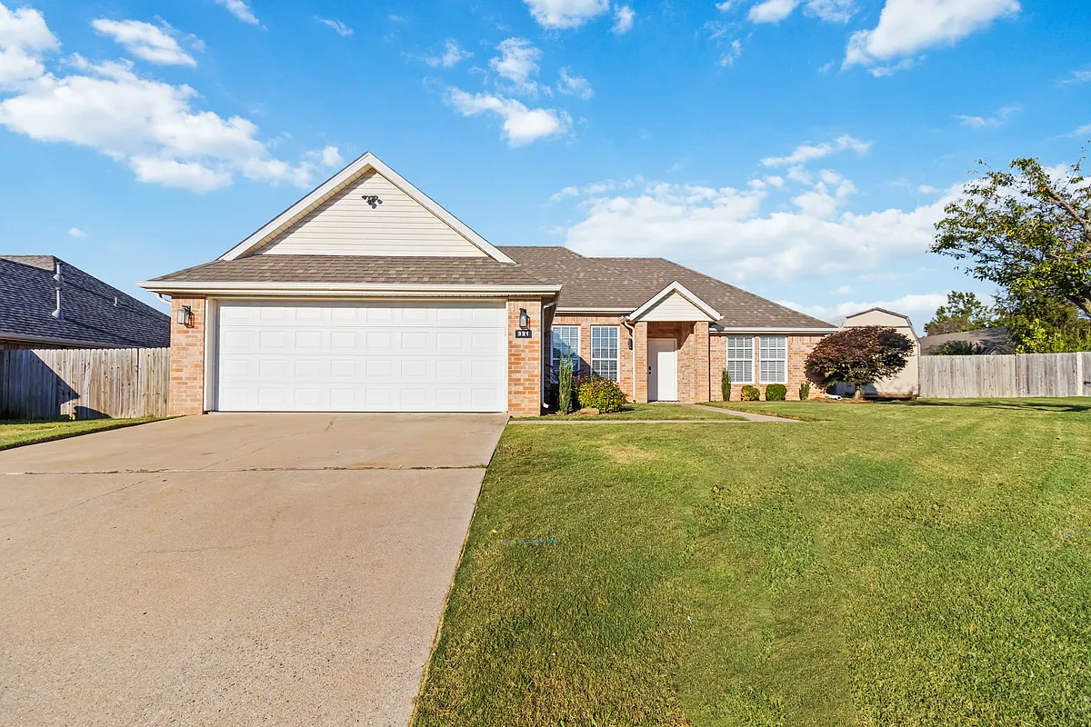 Building Photo - 321 Jack Perry Dr