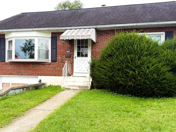 2704 Girard Ave, West Lawn, PA 19609