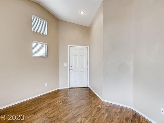 5th image of 6136 Dogwood Falls Ct