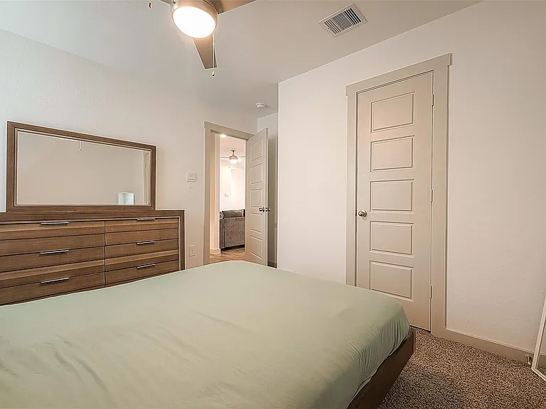 2919 Stamford Hill Ln — Photo 16
