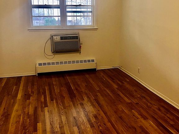3rd image of 31-27 37th St #2F