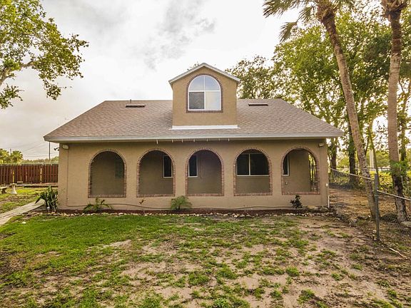 3rd image of 4641 Indian River Dr