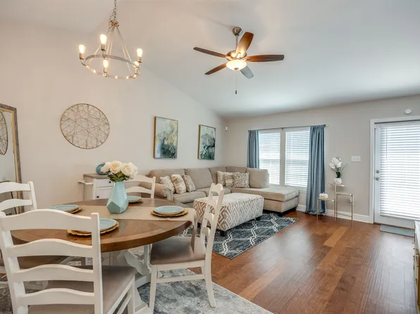 923 Chase Creek Cir, Tallahassee, FL 32311