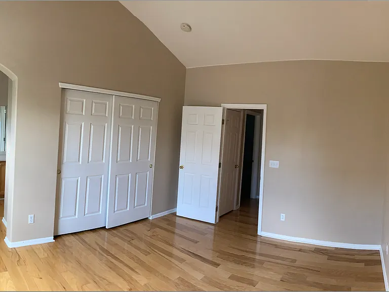 1381 Carlyle Park Cir — Photo 15