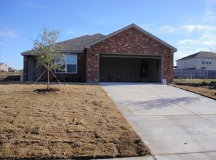 1411 Swan Ridge Dr, Sherman, TX 75092