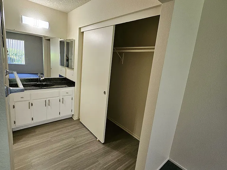Summerwind Apartments — Photo 46