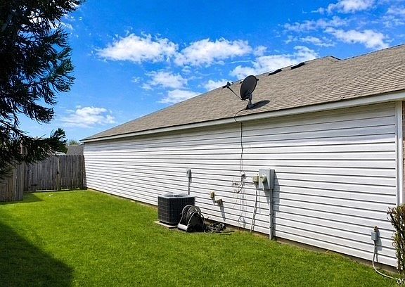 4th image of 2238 Summer Haven Ln