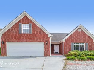 1509 Queen Elizabeth Dr, Locust Grove, GA 30248