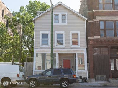 2422 N Clybourn Ave, Chicago, IL, 60614