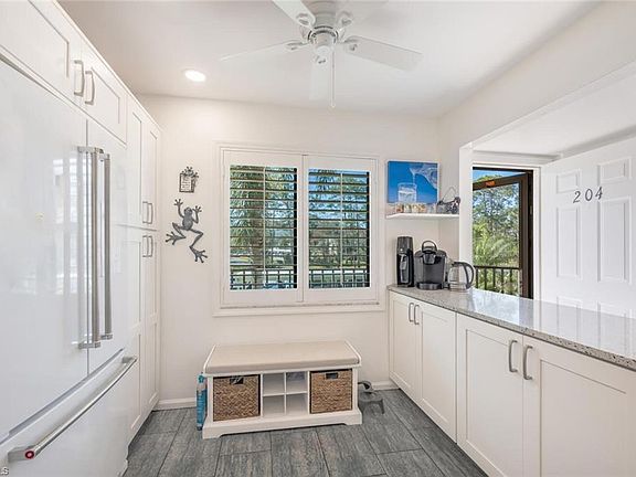 4th image of 5733 Deauville CIR #G-204